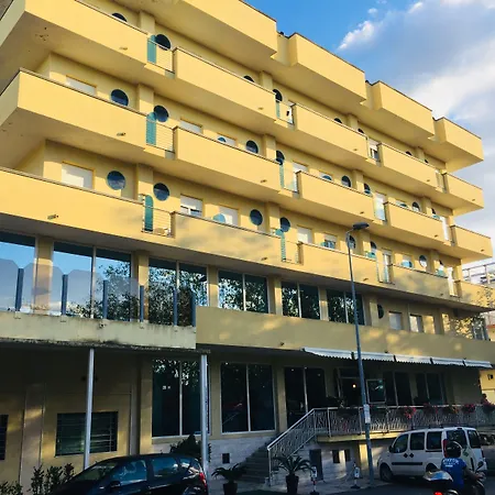 Otel Beverly 3*