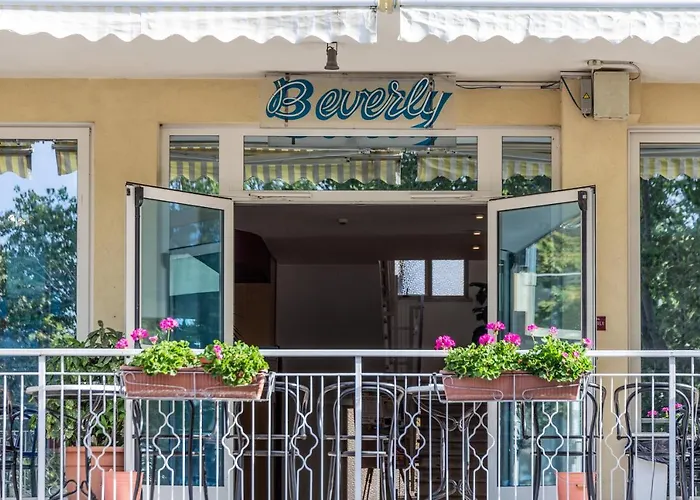 Beverly Otel 3*