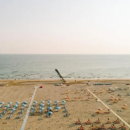 Beverly 3* Rimini