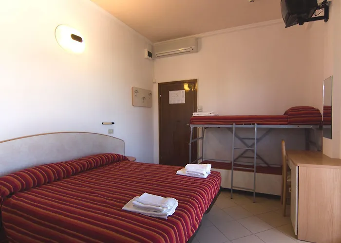 贝芙丽酒店 里米尼