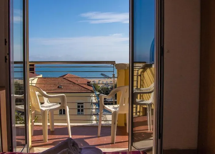 Beverly 3* Rimini